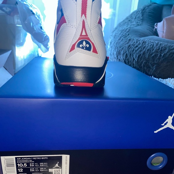 Air Jordan 7 Paris Saint- Germain